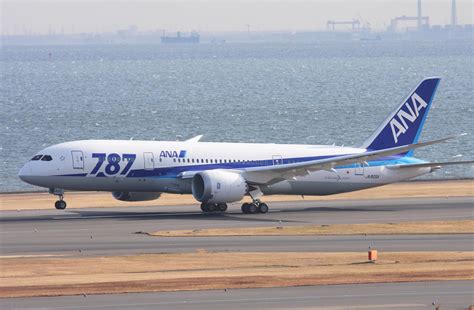 ANA Boeing 787.